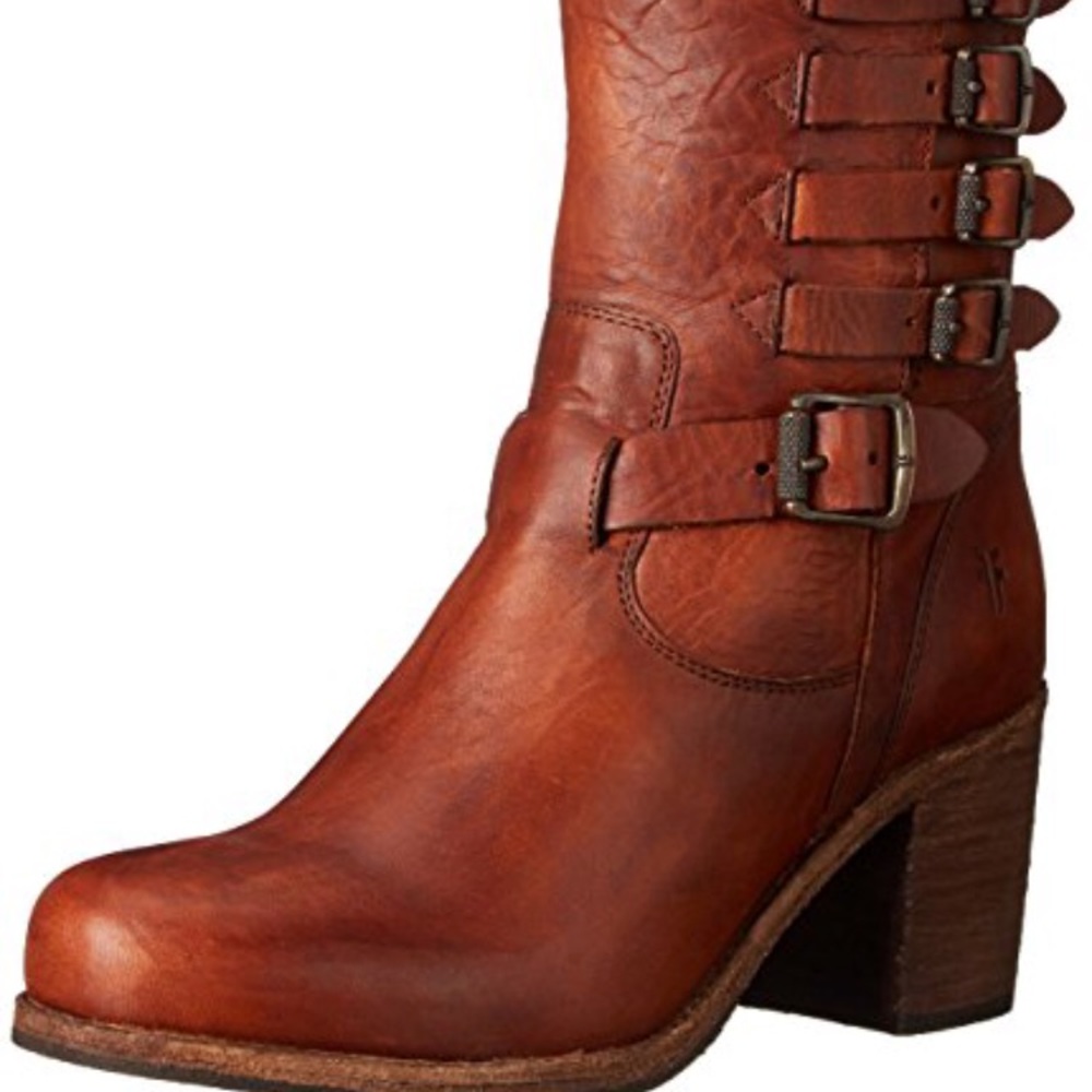 Frye Kelly Belted Short Boots